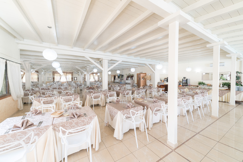 ristorstorante-sala-poseidon-resort-san-salvo-marinaort-